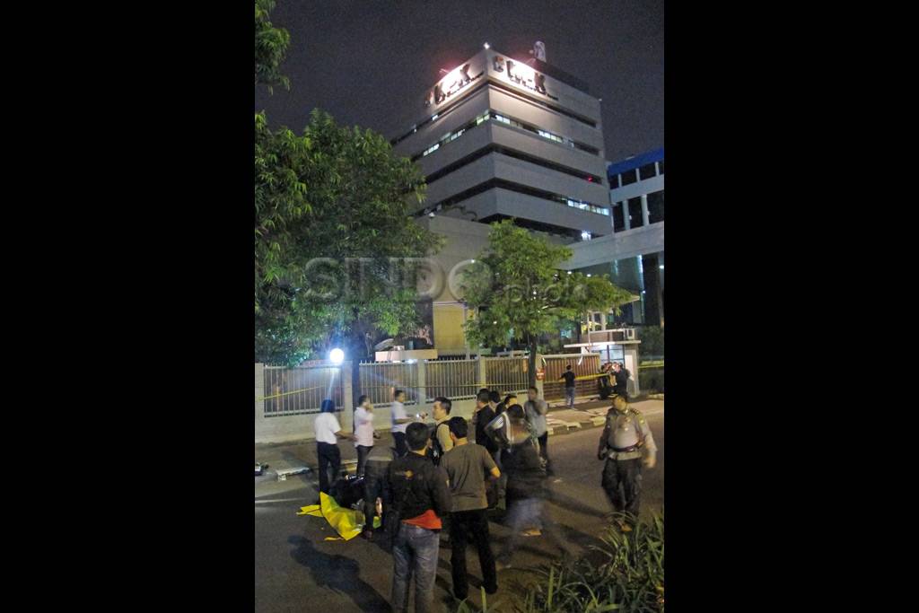 Polisi ditembak di depan...