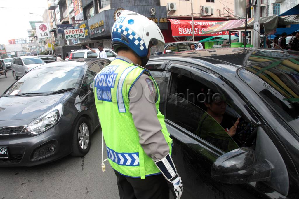 Kepolisian Medan razia...