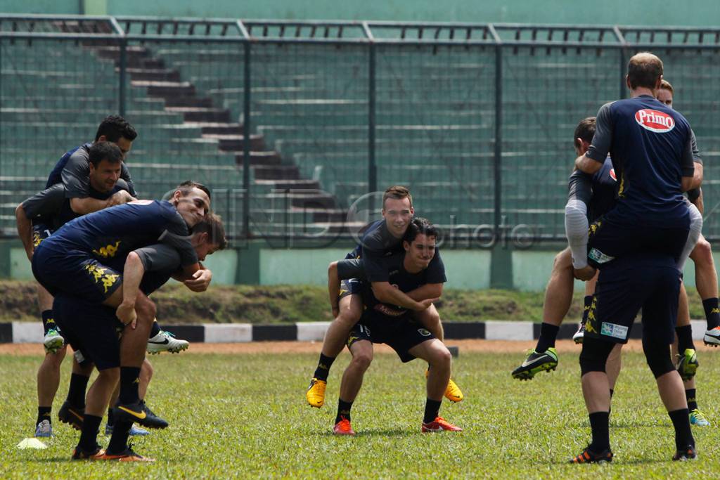 Menpora Cup 2013, Central...