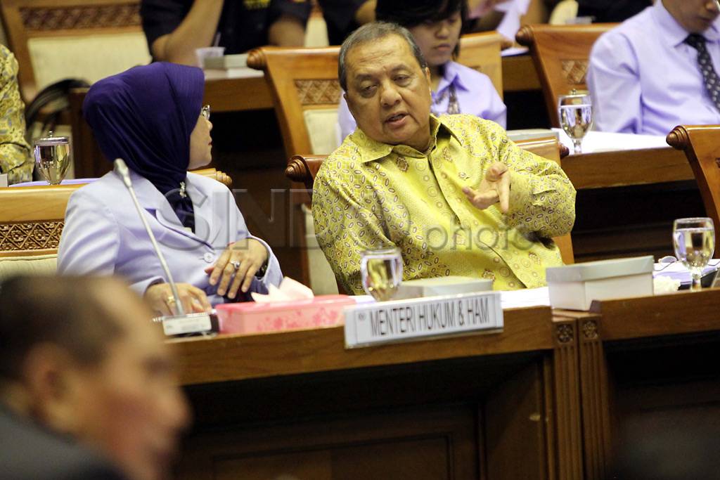 Mobil Murah, DPR sesalkan...