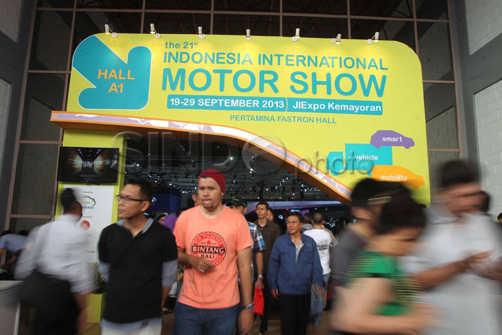 Truk FAW di IIMS