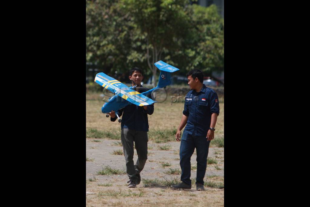 Pesawat tanpa awak buatan...