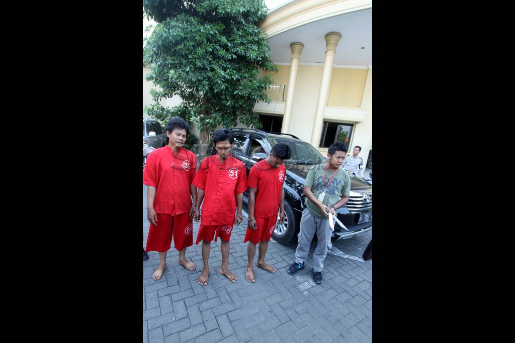 Pelaku perampasan mobil...
