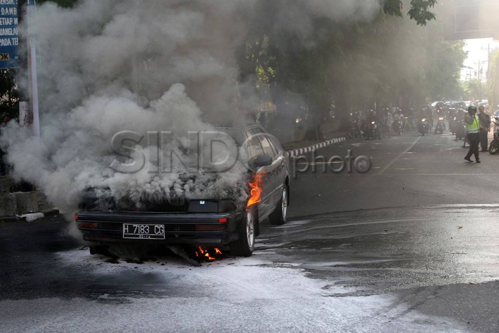 Toyota Corona habis...