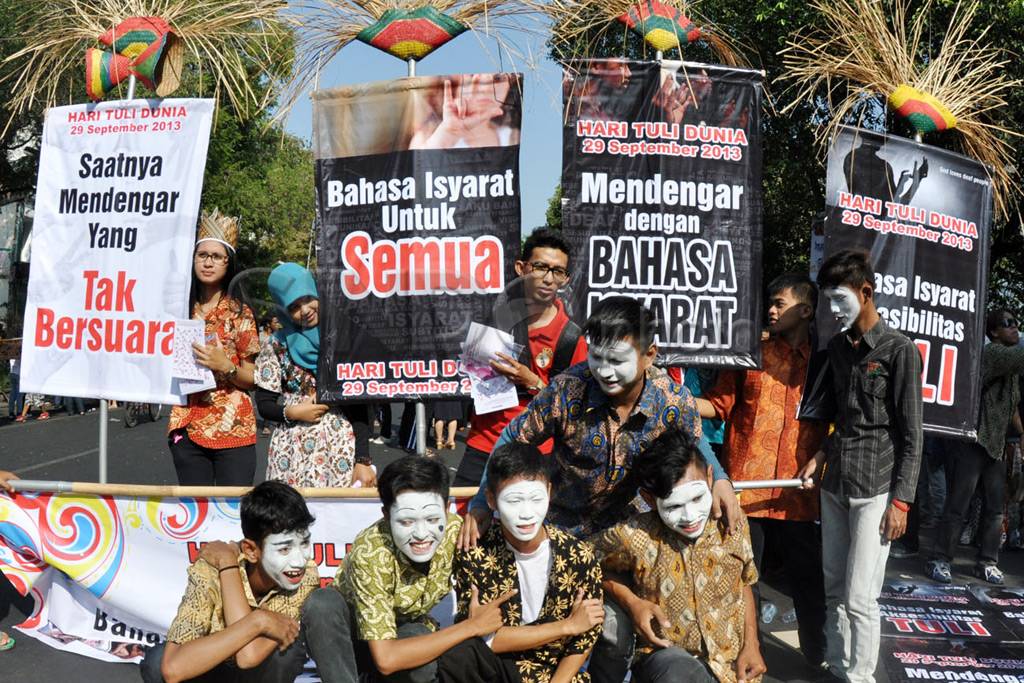 Peringatan Hari Tuli...