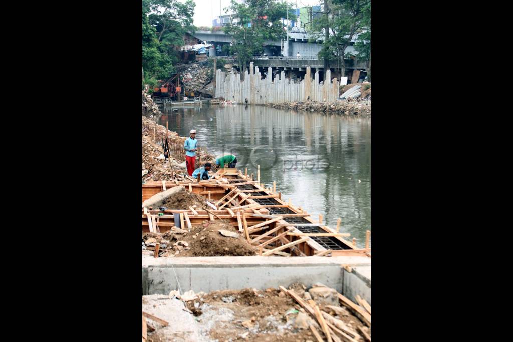 Pelebaran Sungai Ciliwung