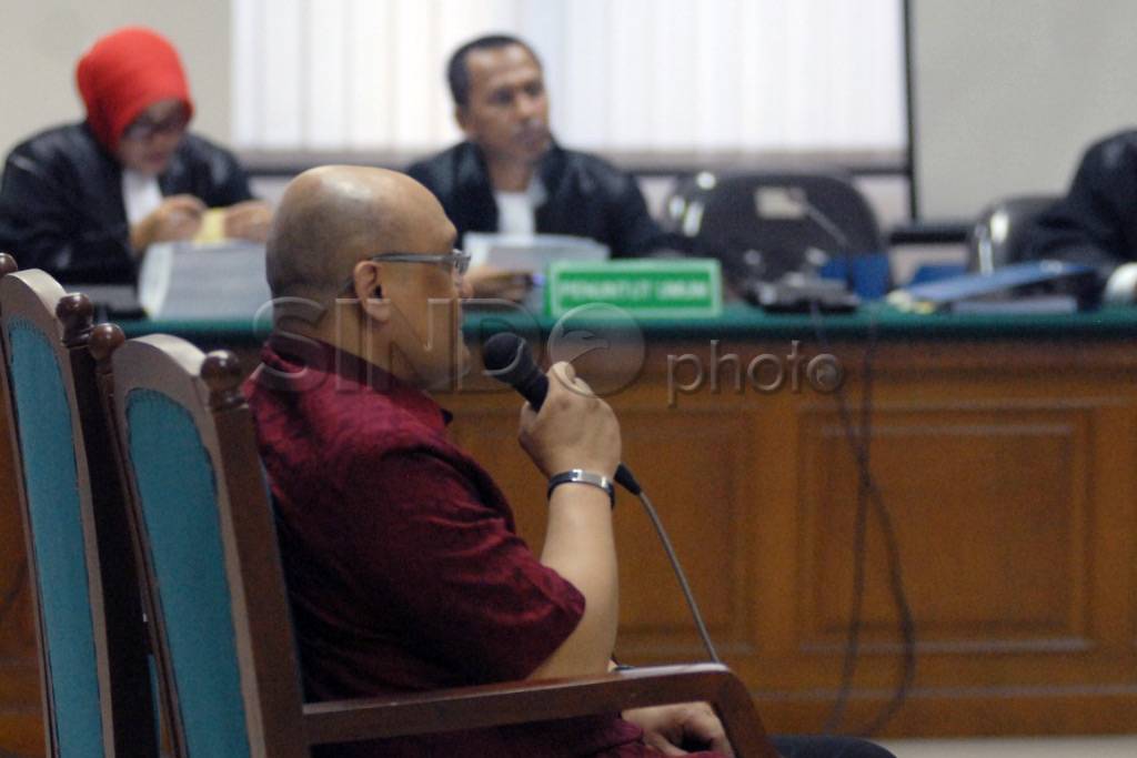 Gani Abdul Gani dituntut...