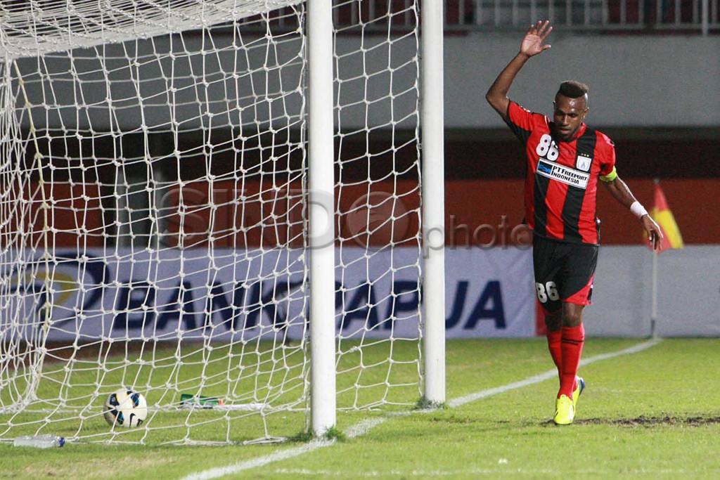 Persipura jinakkan Santos...