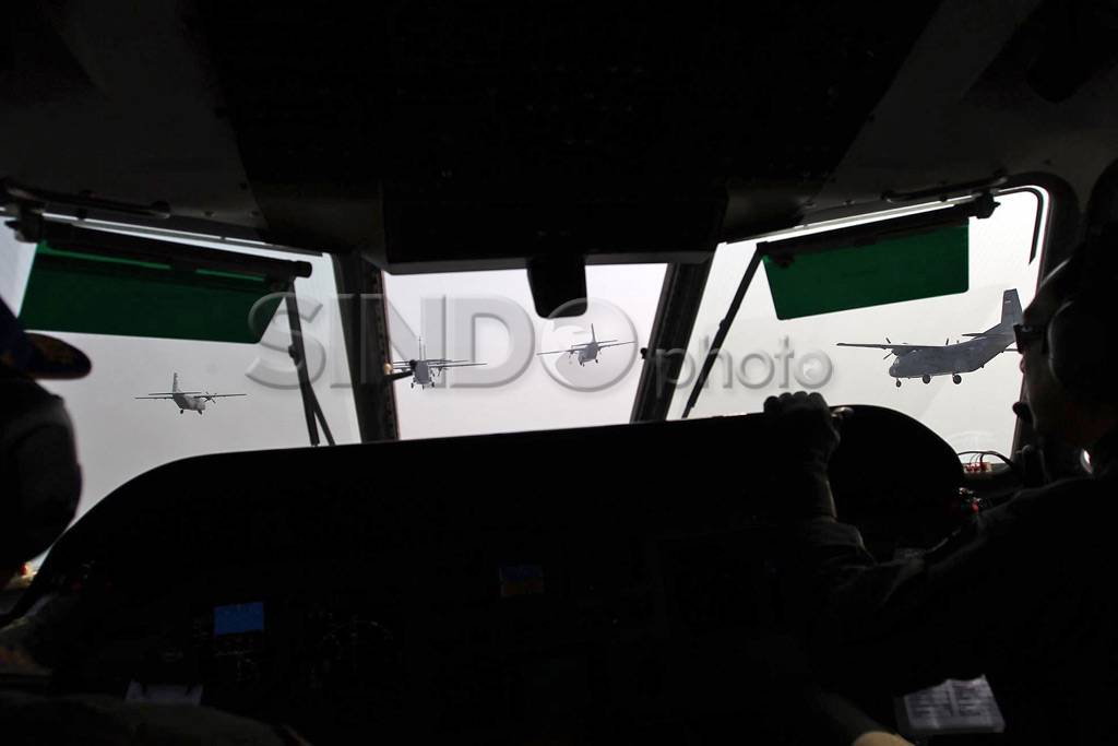 Formasi udara Hiu Flight...