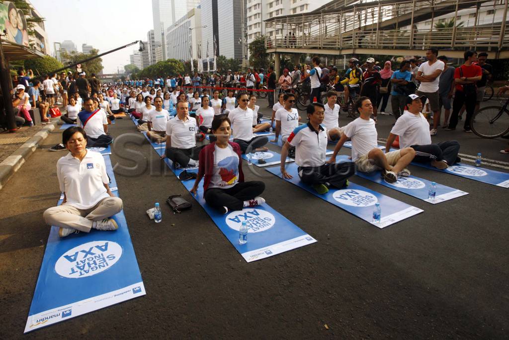 Yoga massal