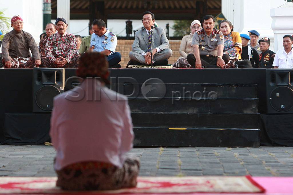 Ribuan warga hadiri...
