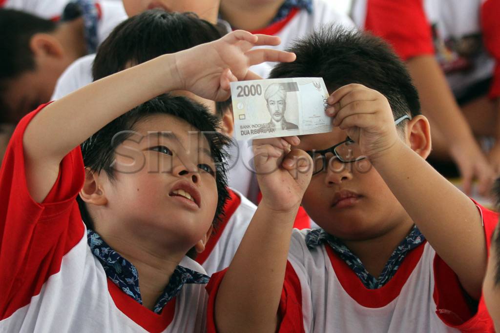 Kenalkan dunia perbankan...