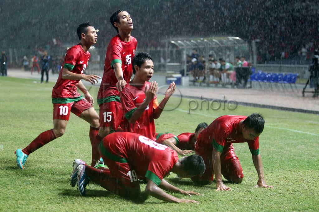 Garuda Jaya melaju ke...