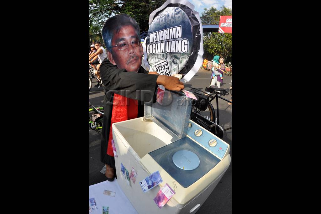 Pencucian uang Akil...