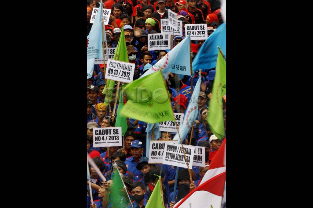 Demo Buruh, Lalin Bundaran...