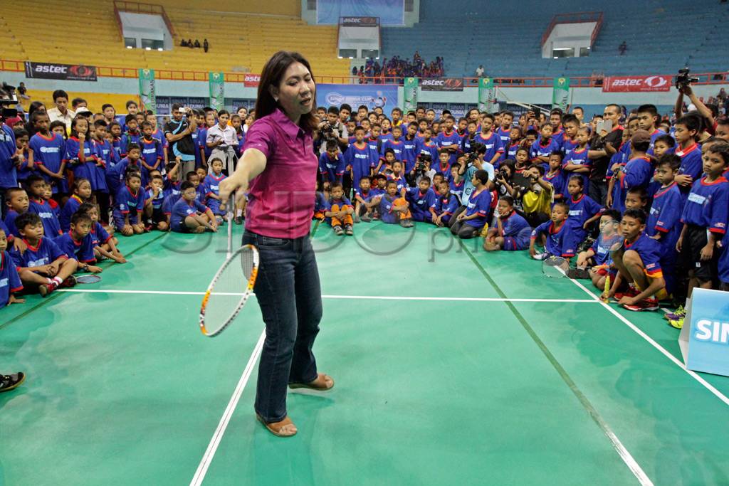 Susi Susanti latih ratusan...