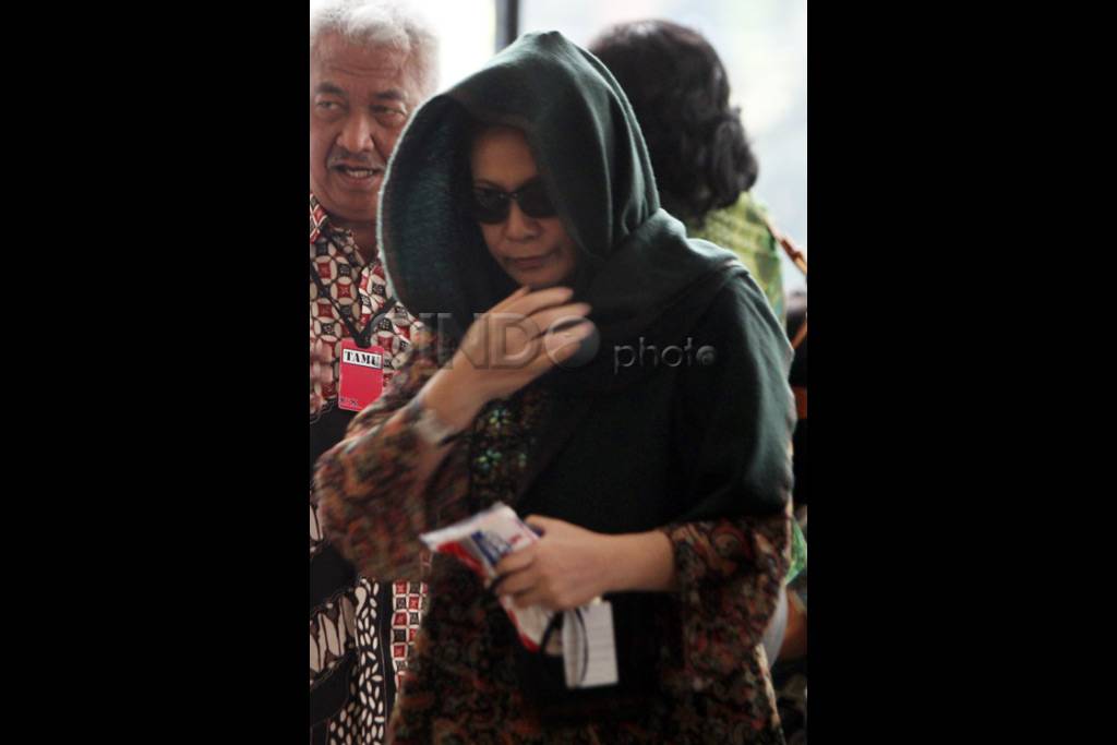 Ratu Rita istri Akil...