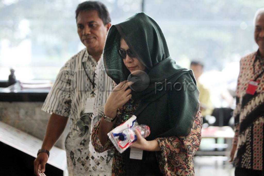 Ratu Rita istri Akil...