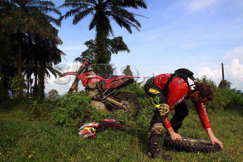 1000 crosser ikuti Xtrim...