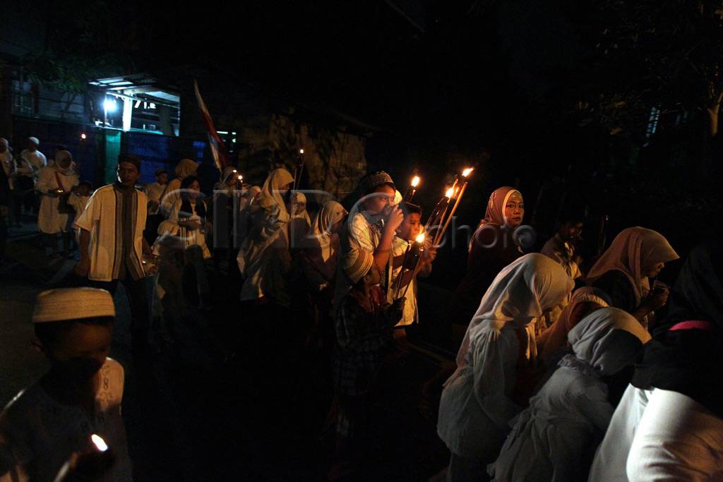 Pawai Obor meriahkan...