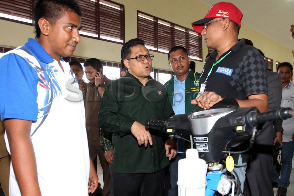 Menakertrans tinjau...