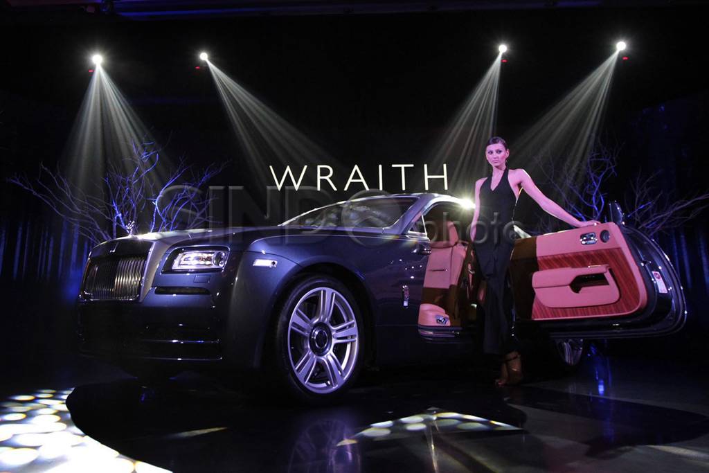 Roll-Royce Wraith hadir...