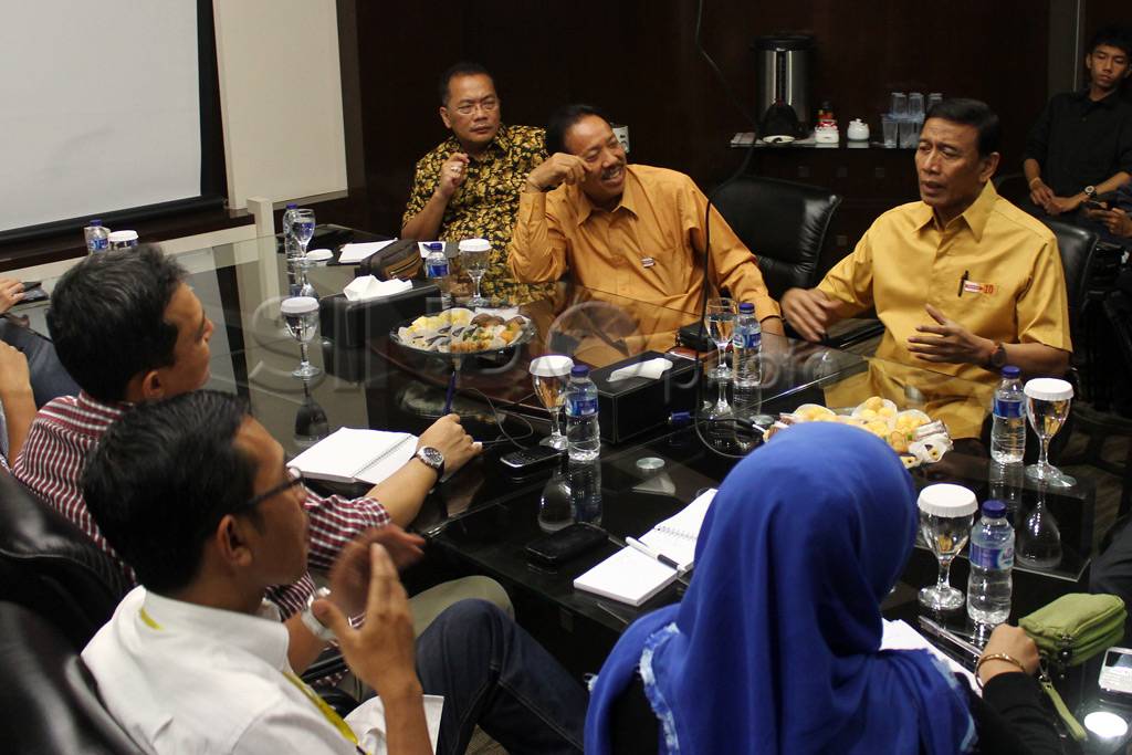 Wiranto hadiri diskusi...
