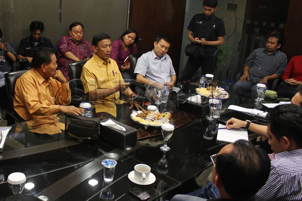 Wiranto hadiri diskusi...