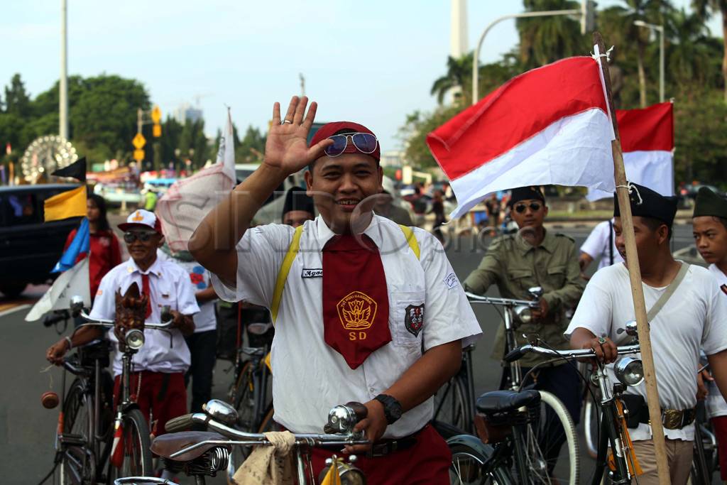 Kirab Budaya sambut...