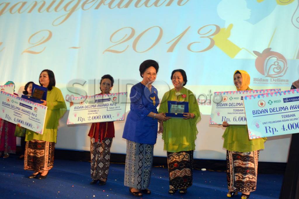 Menkes serahkan Anugerah...