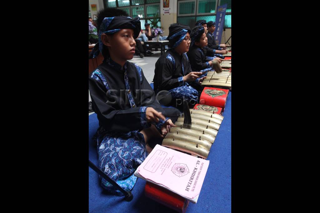 Wayang anak sambut Hari...