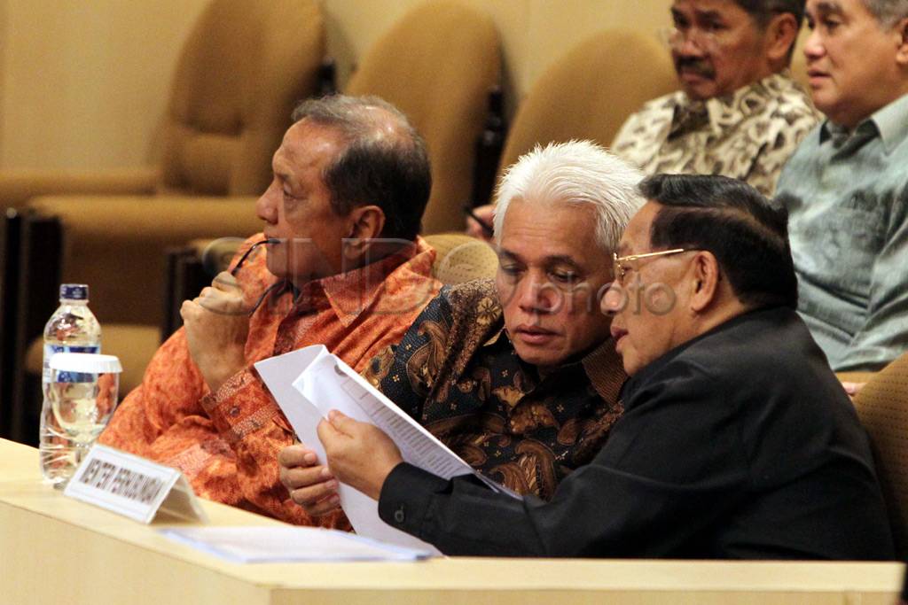 Tiga menteri jelaskan...