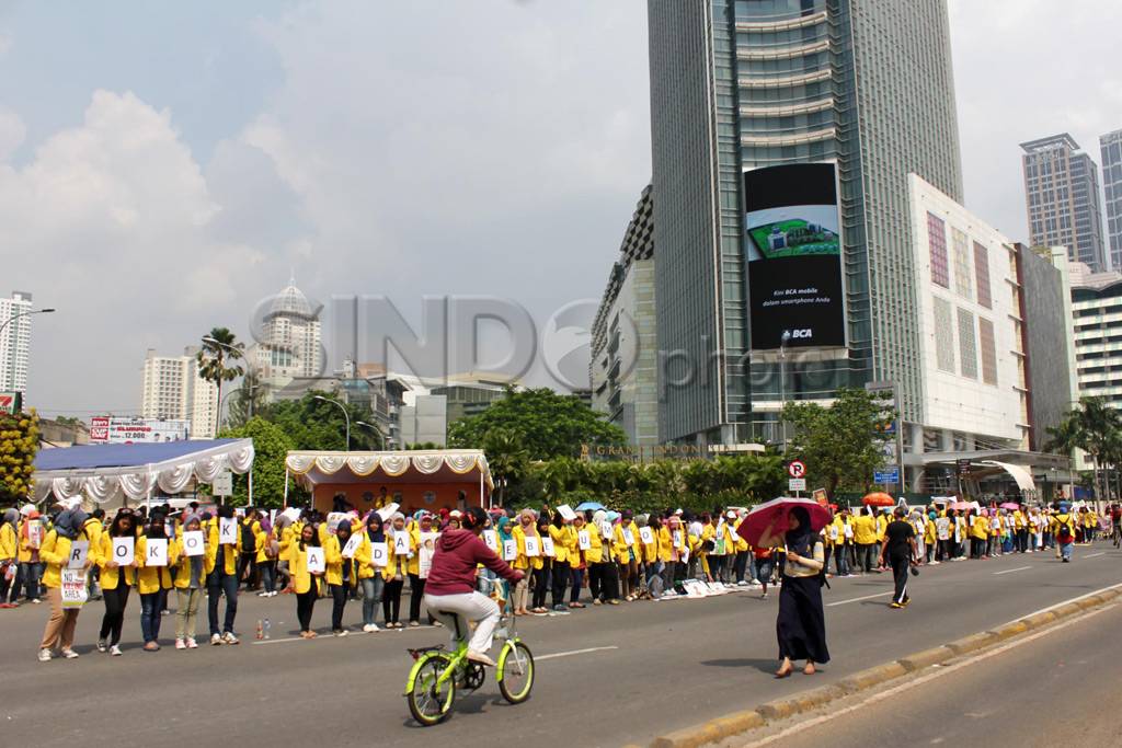 Mahasiswa kampanyekan...