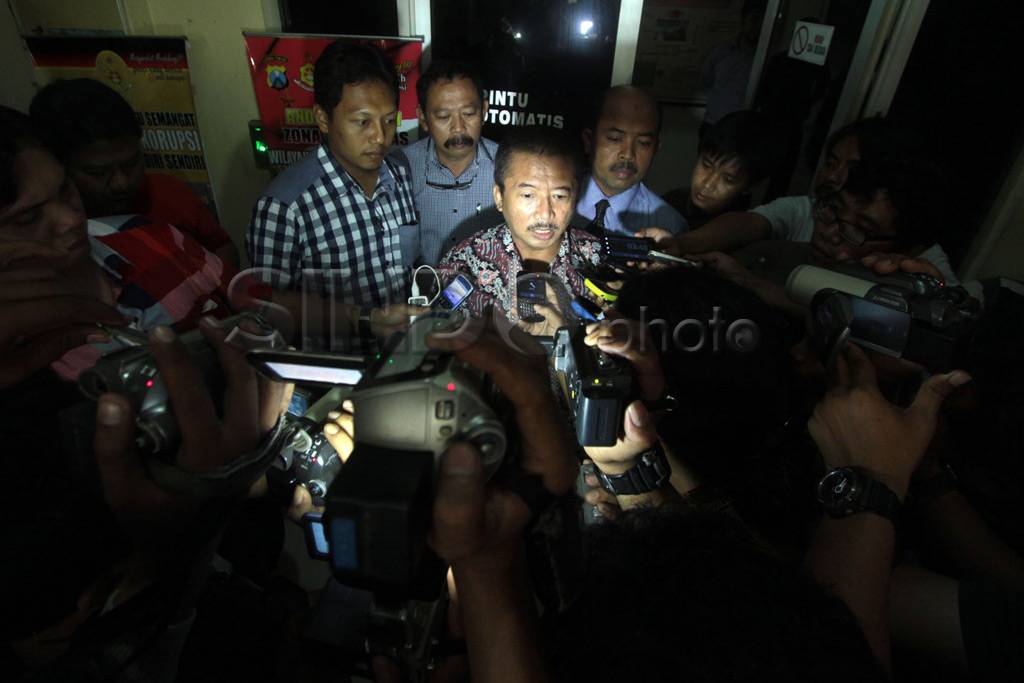 Diperiksa 8 jam, Bambang...