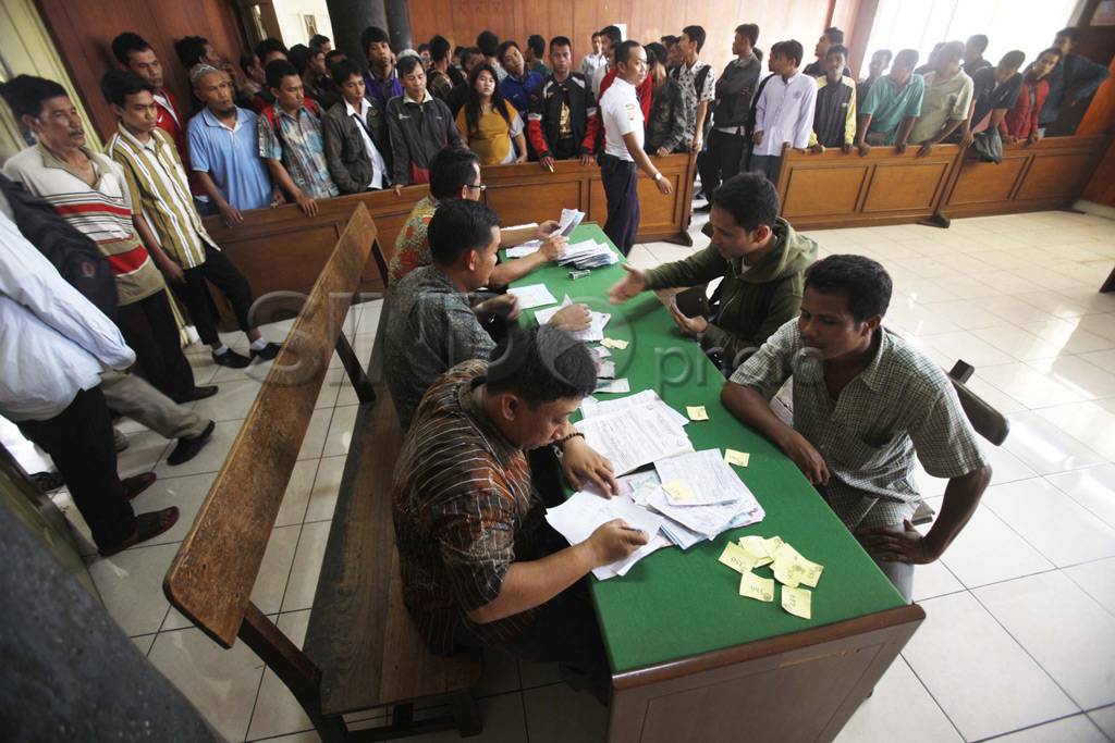Antrean sidang pelanggar...