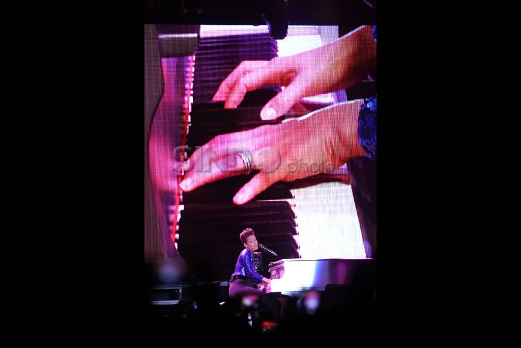 Alicia Keys pukau penggemar...