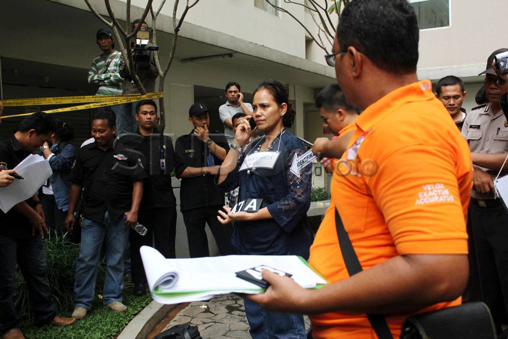 Rekontruksi pembunuhan...