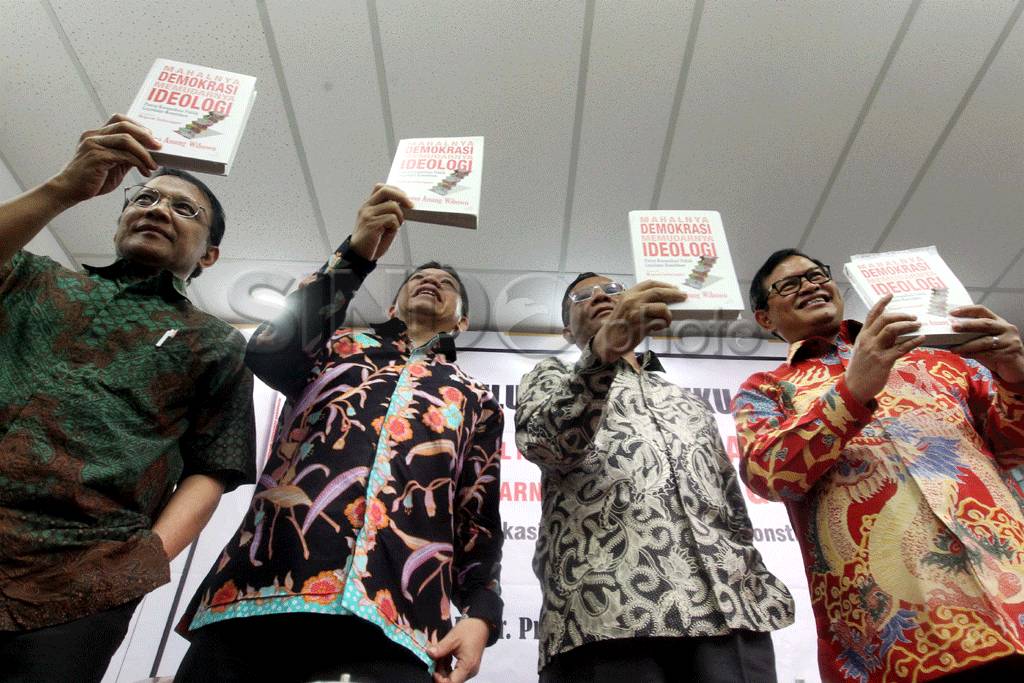 Buku Pramono Anung Mahalnya...