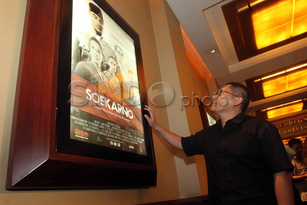 Anas nobar Film Soekarno