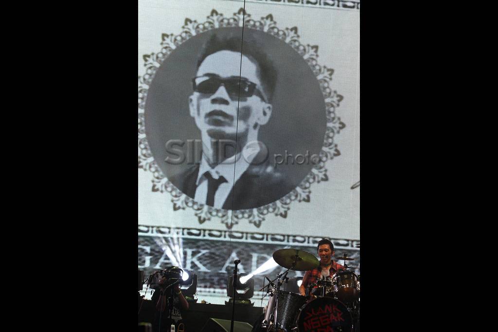 Ribuan Slankers penuhi...