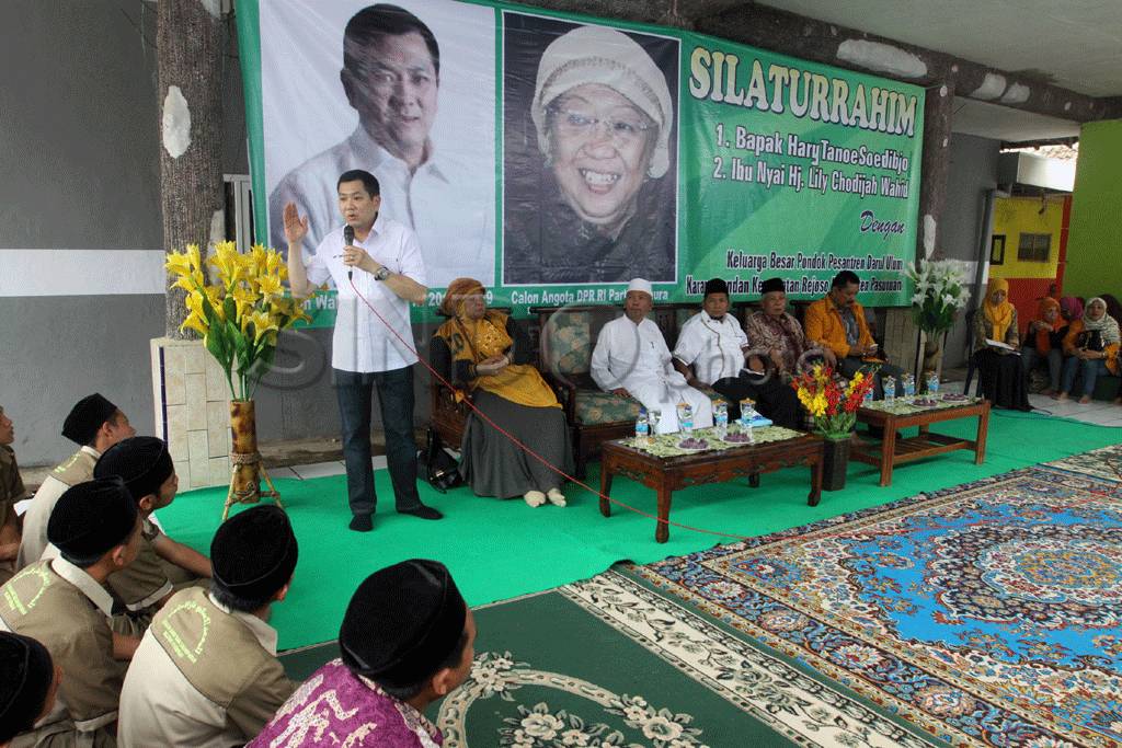 HT kunjungi Pondok Pesantren...