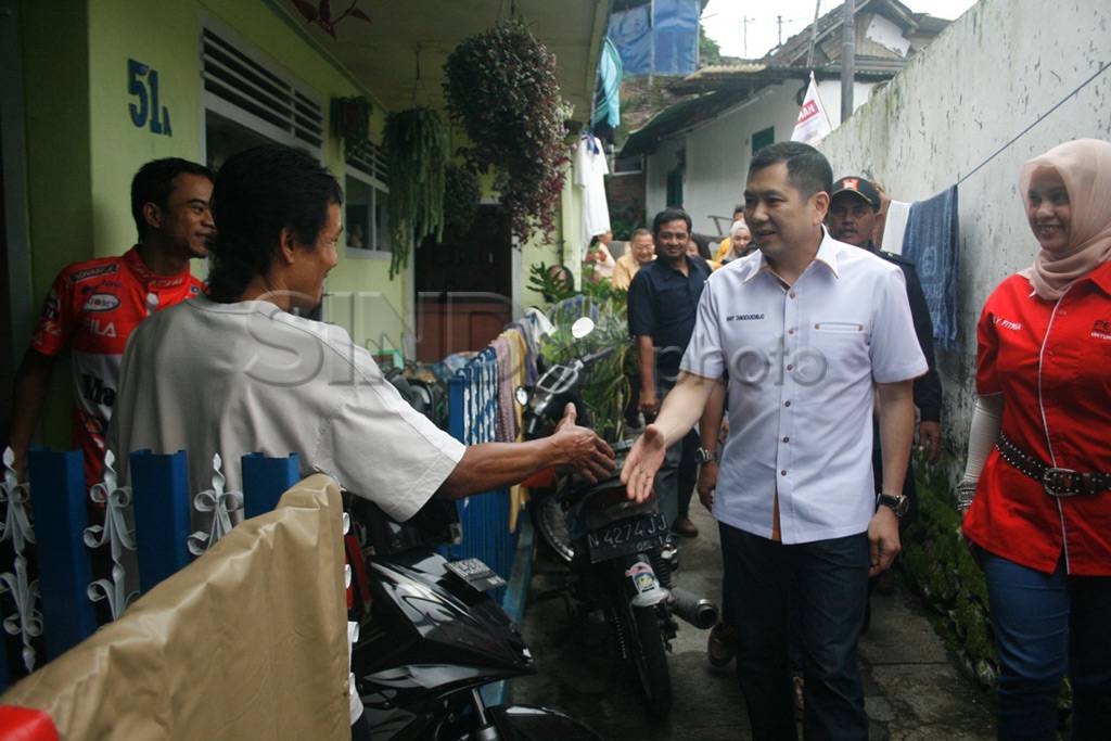 HT Blusukan di perkampungan...