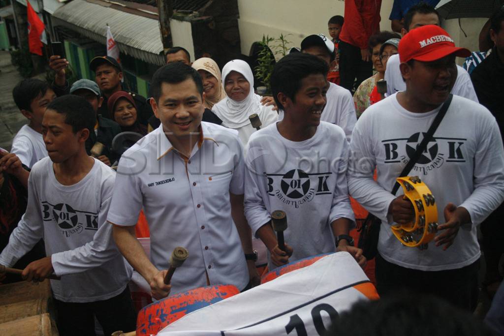 HT Blusukan di perkampungan...