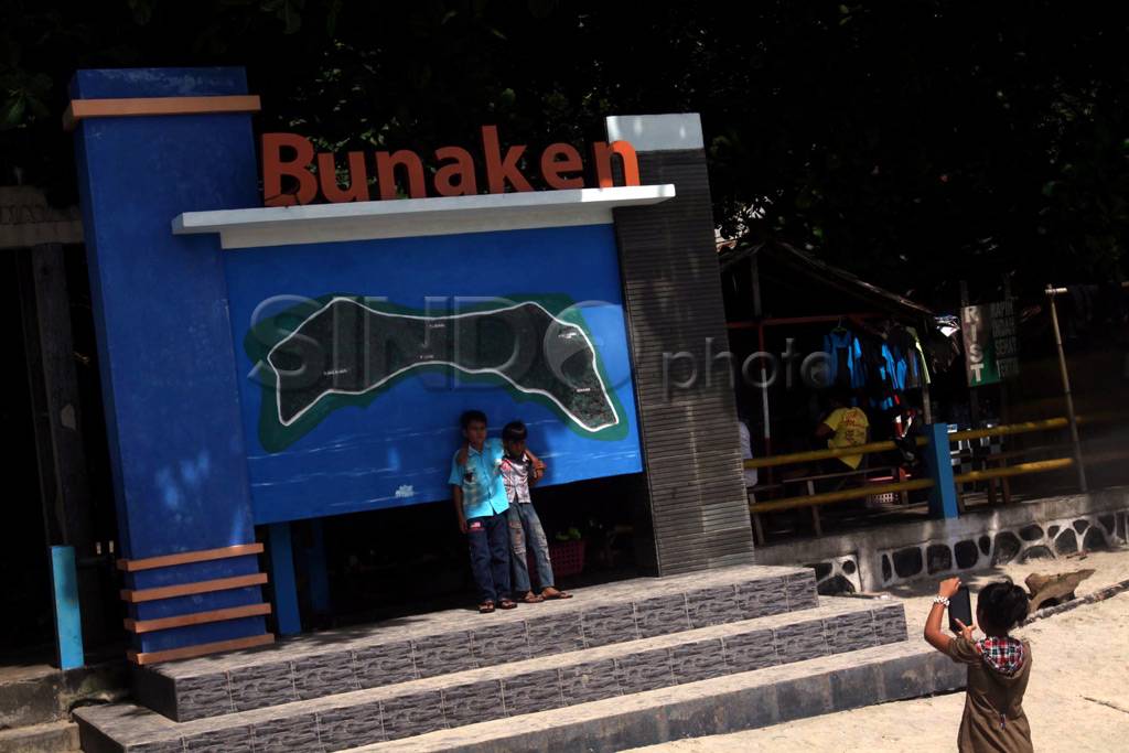 Bunaken Dengan Segala...
