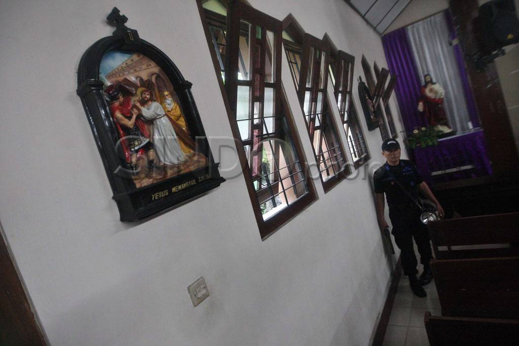Sterilisasi Gereja jelang...