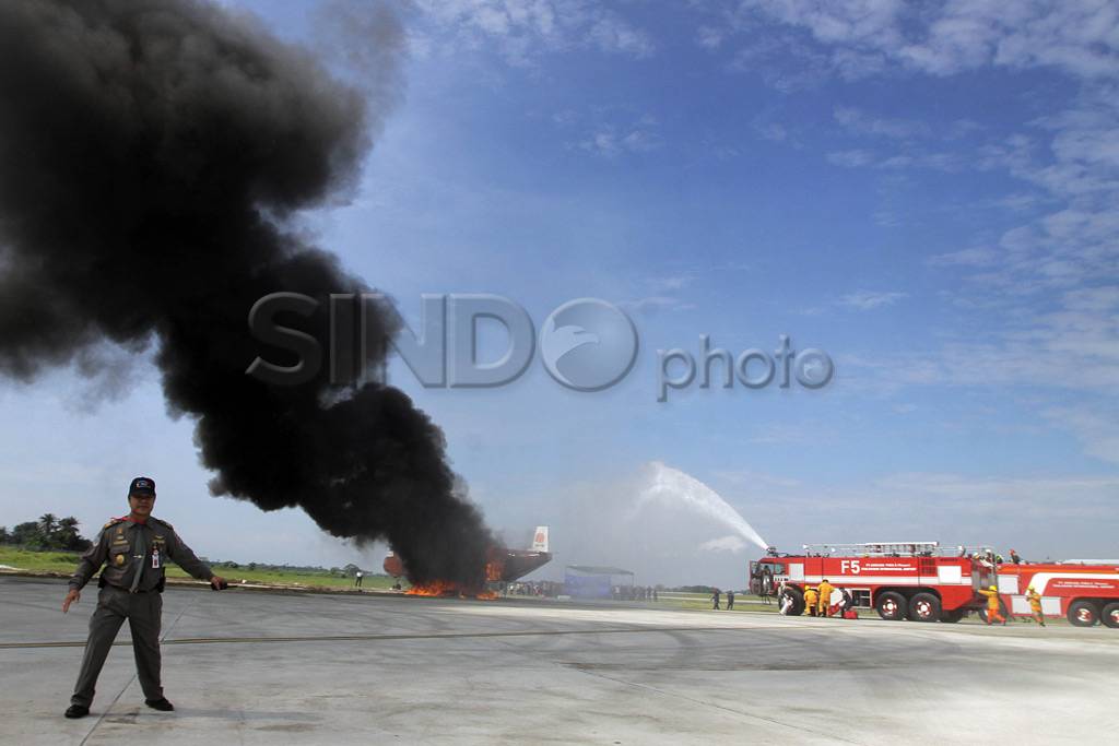 Pesawat Thailand terbakar...