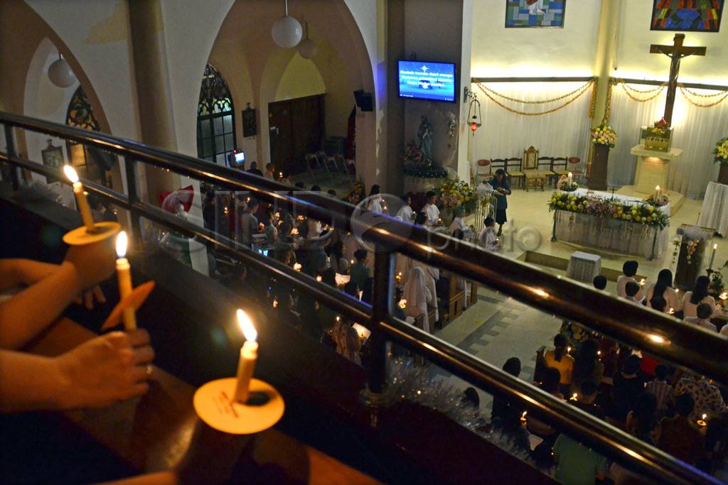 Malam Misa Natal di...
