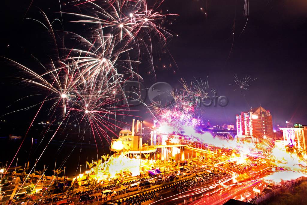 Kembang Api 2014 di...