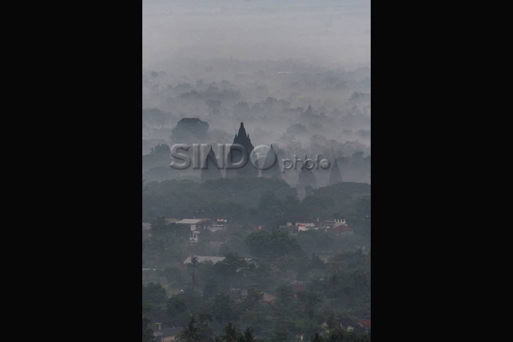 Selimut kabut awal tahun...