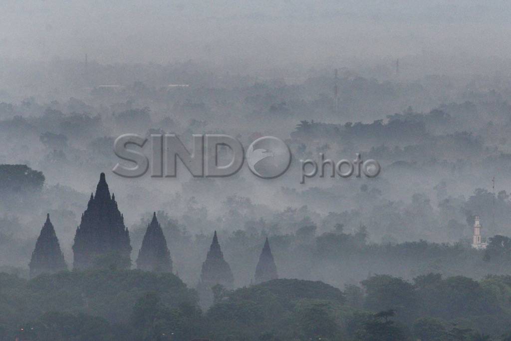 Selimut kabut awal tahun...